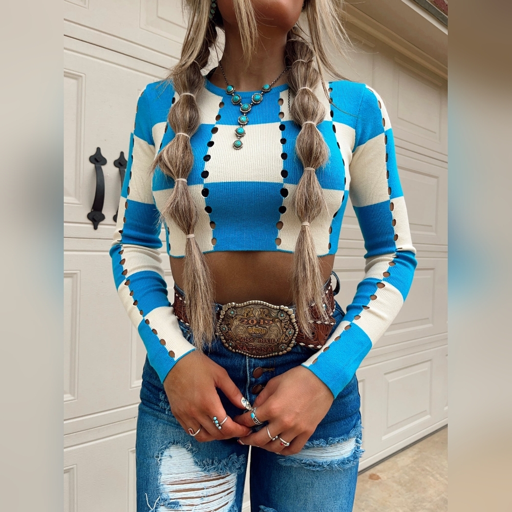 Blue & Cream Womens Snug-Fit Checkered Cropped Sweater With Open Keyhole Detail